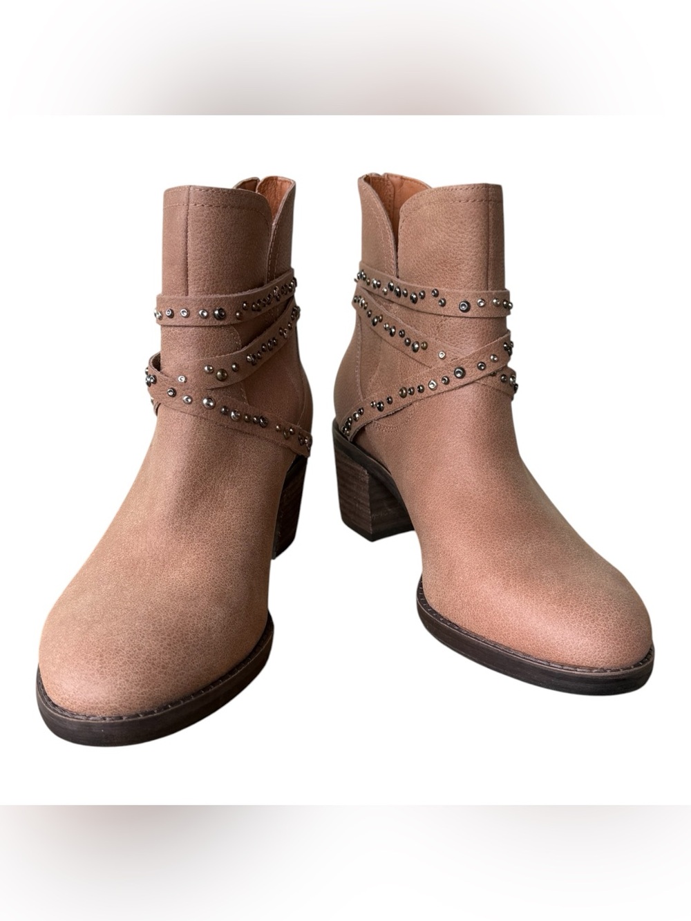 Lucky Brand Callam Studded Leather Wrap Ankle Bootie - Latte Size: 10M NIB